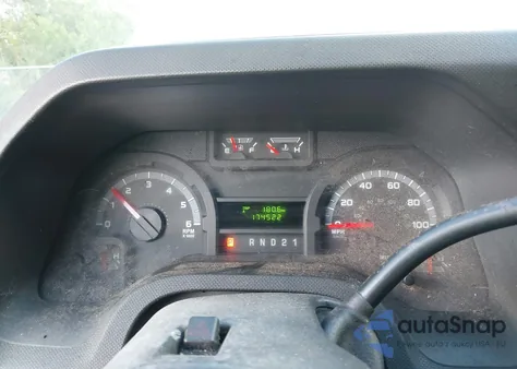 2013 Ford E-150 Commercial z USA, uszkodzony, nr VIN 1FTNE1EW3DDA37892